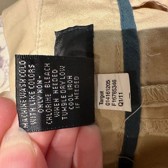 Mossimo Size 18 Stretch Bermuda Shorts Chinos Khaki Beach Vacation Cruise - Picture 8 of 8